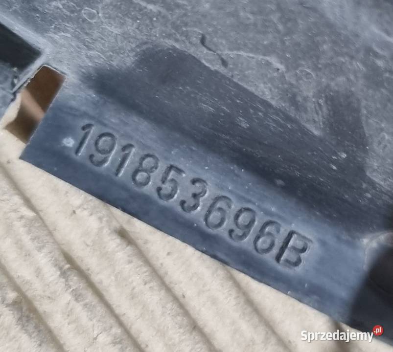 Zaślepka haka ucha holowniczego VW Golf 2 MkII osobowe Bolesławice