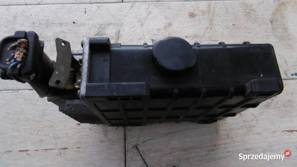 sterownik silnika moduł mercedes 190 w 201 18 Namysłów sprzedam