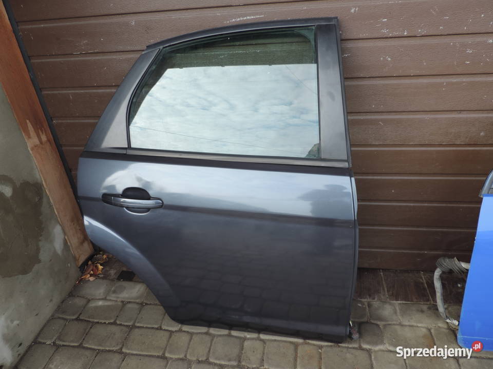 FORD FOCUS MK2 HB FL DRZWI PRAWY TYŁ KOLOR H4 Drzwi Nowy Sącz