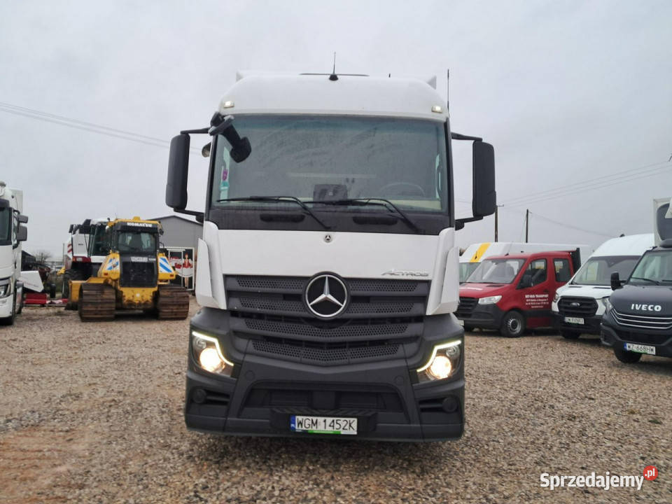 Mercedes Actros Komorniki