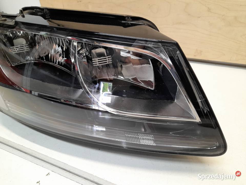 Lampa Przednia Prawa Audi Q5 Zwykła 0812 zachodniopomorskie