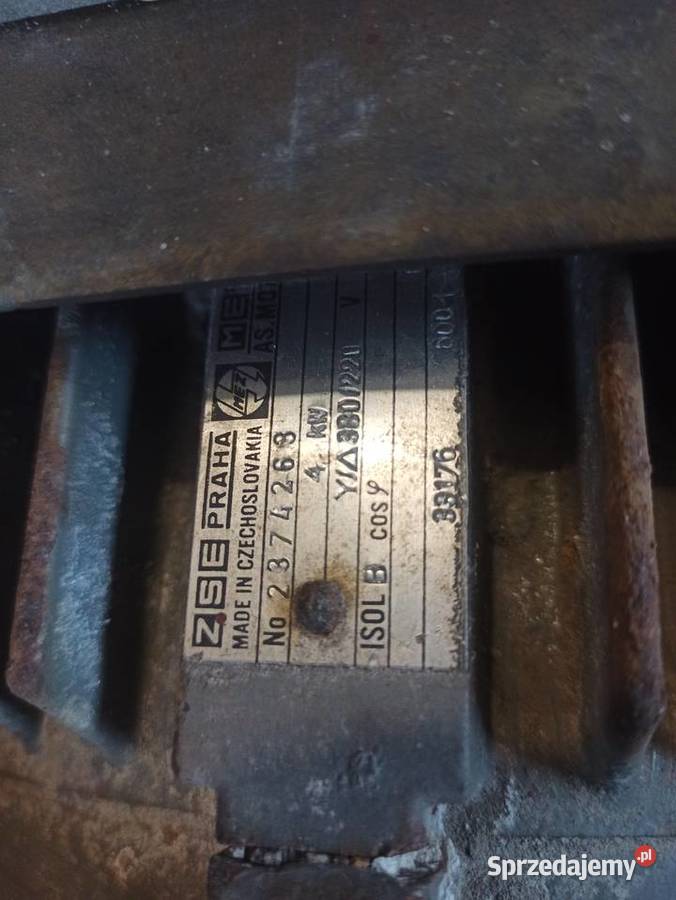 Młynek Gniotownik do zboża Sułków