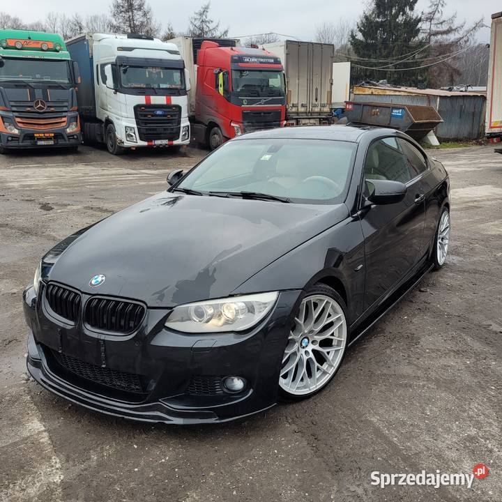 BMW E92 325i 2011 30 3erReihe E92 325i coupe automatyczna Zabrze