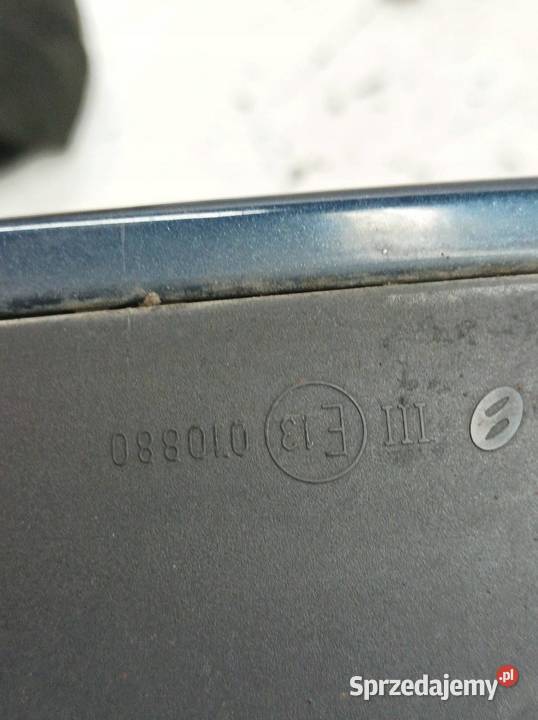 LUSTERKO PRAWE 7PIN EUROPA 010880 VW Volkswagen