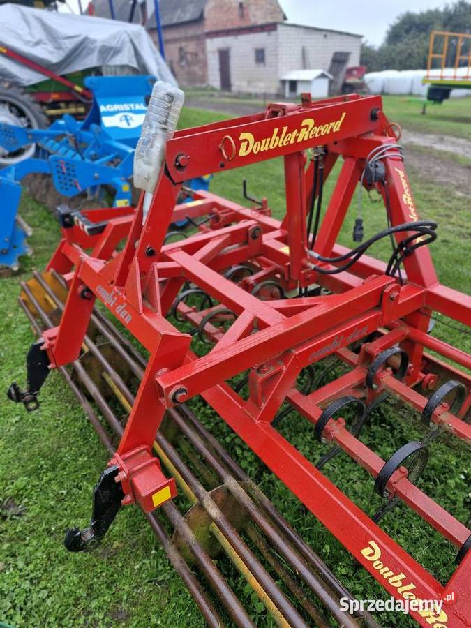 Agregat uprawowo siewny nieuszkodzony