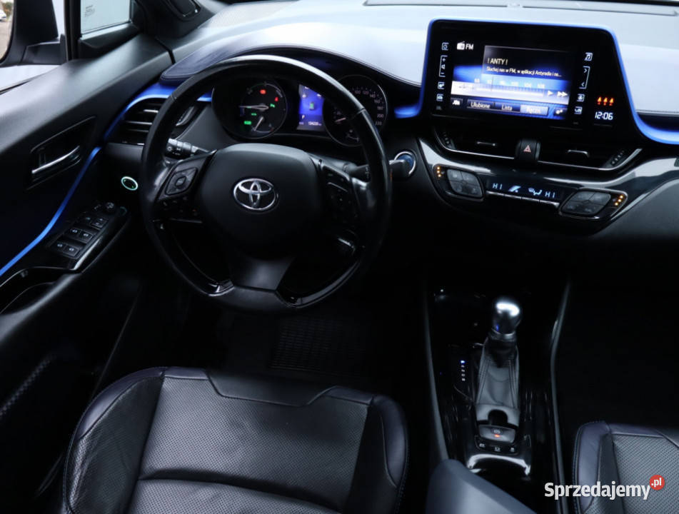 Toyota CHR 18 Hybrid Piaseczno