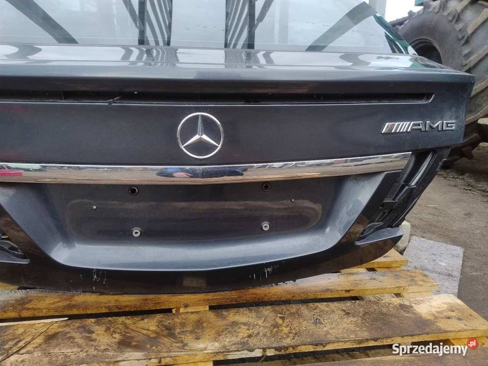 KLAPA BAGAŻNIKA C755 MERCEDES W204 osobowe