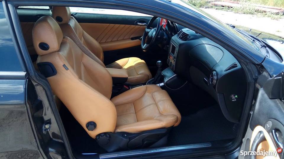 Alfa Romeo GT 19 JTDm 150 bose skóry nawigacja podgrzewane fotele Samochody osobowe Toruń