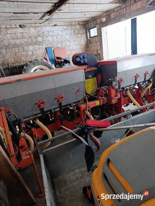 Siewnik do kukurydzy Kuhn Planter 2 6 rzędowy