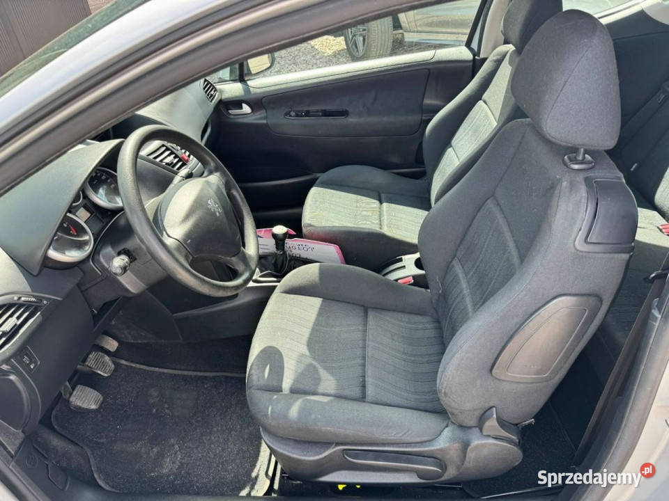 Peugeot 207 14 stary zwykły silnik Sprowadzony Szerominek