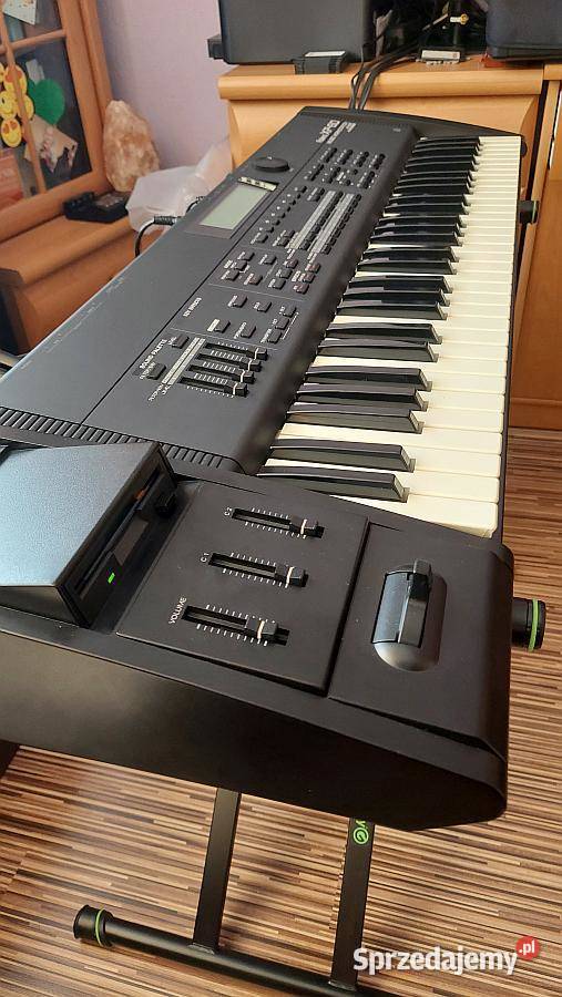 Roland XP60 syntezator stan idealny case Kultura i Rozrywka Tychy