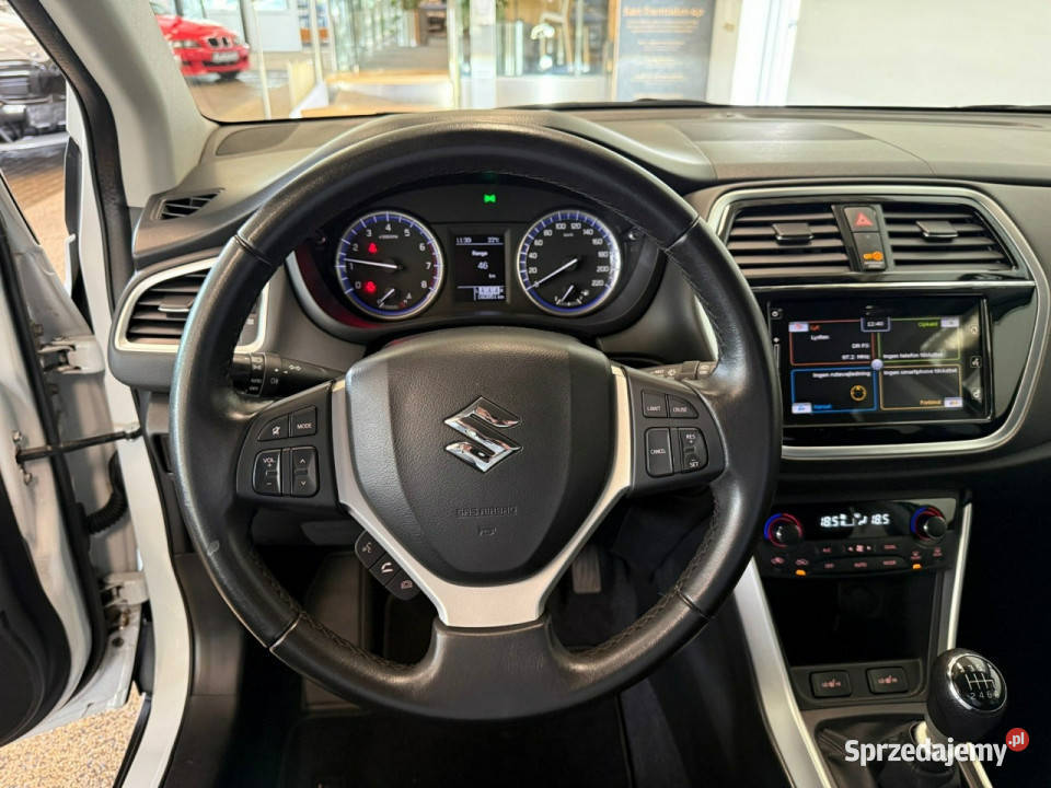 Suzuki SX4 SCross Sadlno
