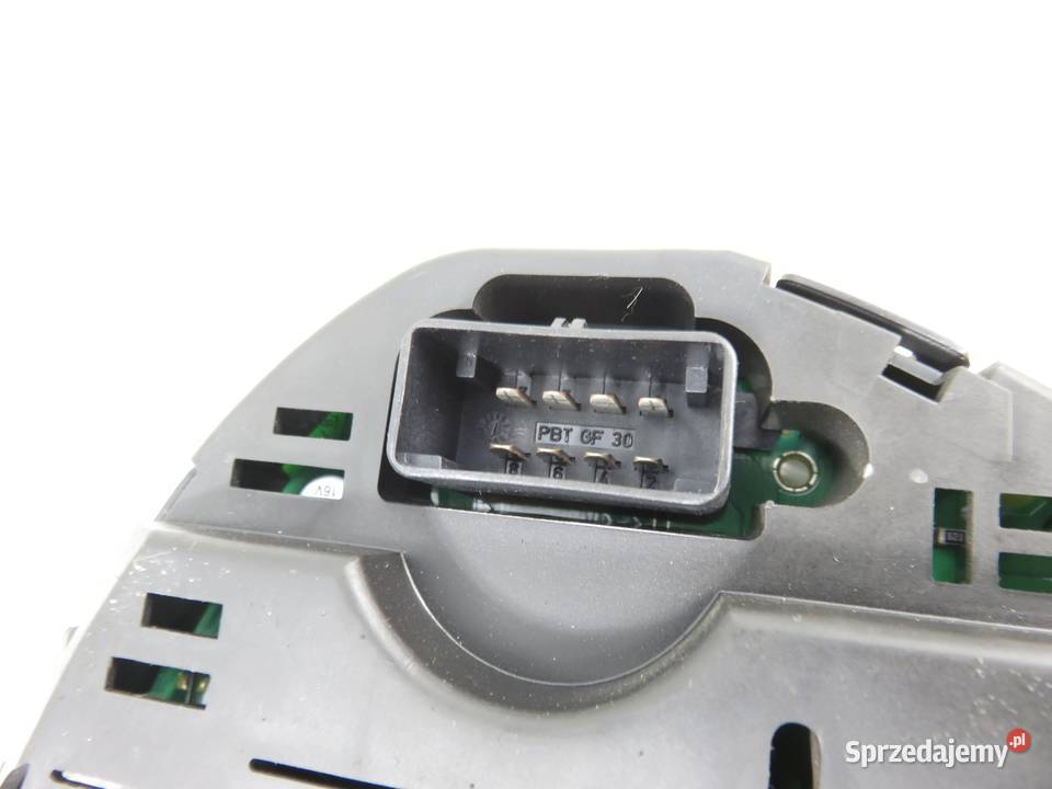 LICZNIK VW POLO IV 9N 12 6V 6Q0920804