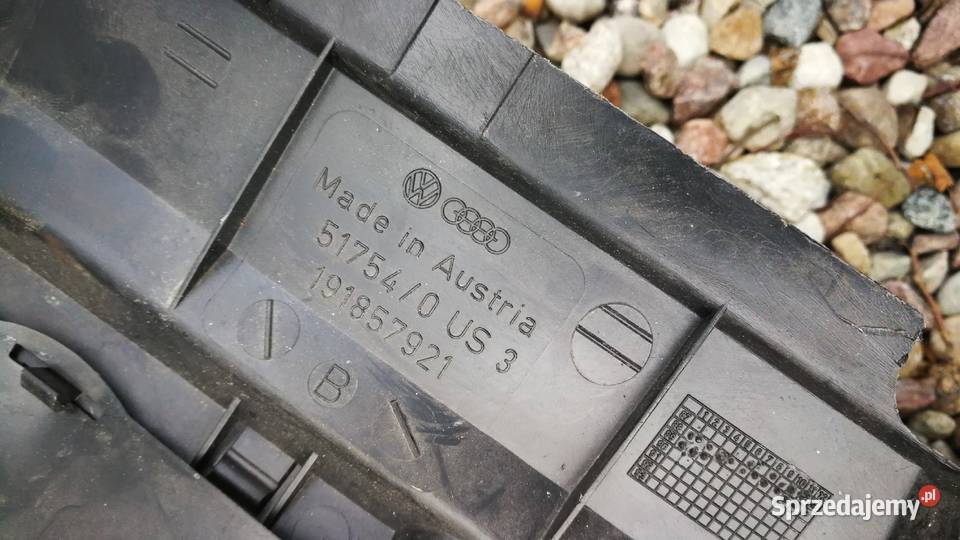Półka pod kierownice z zaślepka bezpieczników VW pomorskie Chojnice sprzedam