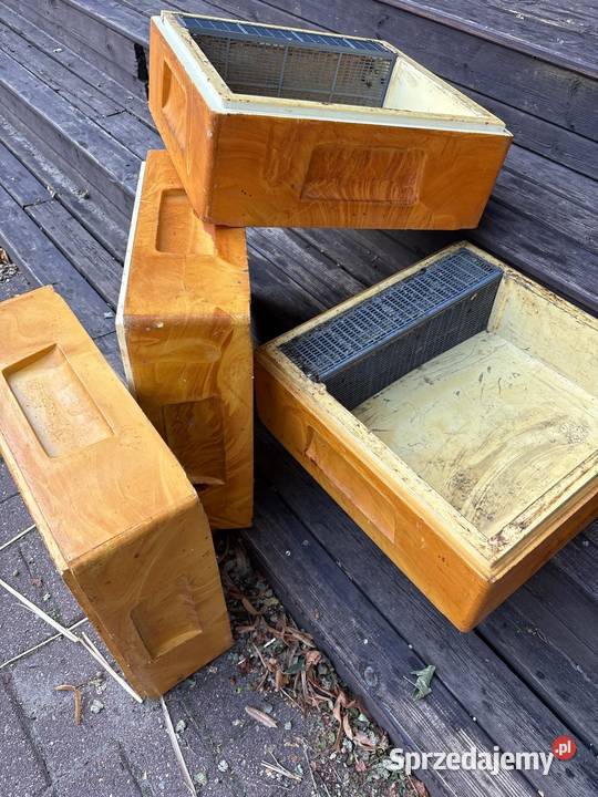 Podkarmiaczka Apikoz wlkp 10ramkowy poliuretan Warszawa sprzedam
