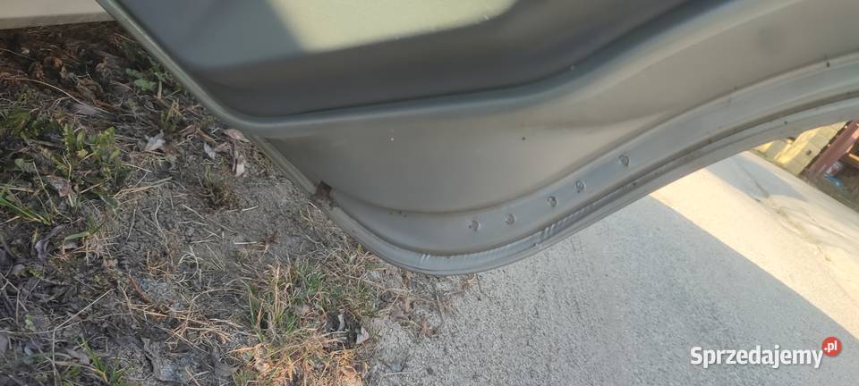 Nissan Almera 15 benzyna5 drzwi klima całośc Krosno