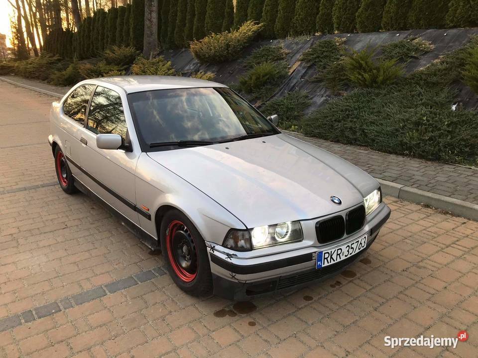 Bmw e36 Compact 318ti 18is LPG Rok produkcji 1998 Seria 3 Korczyna