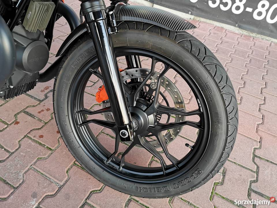 Moto Guzzi V7 III Carbon Black Raty Gwarancja Rok produkcji 2018 Jaworzno