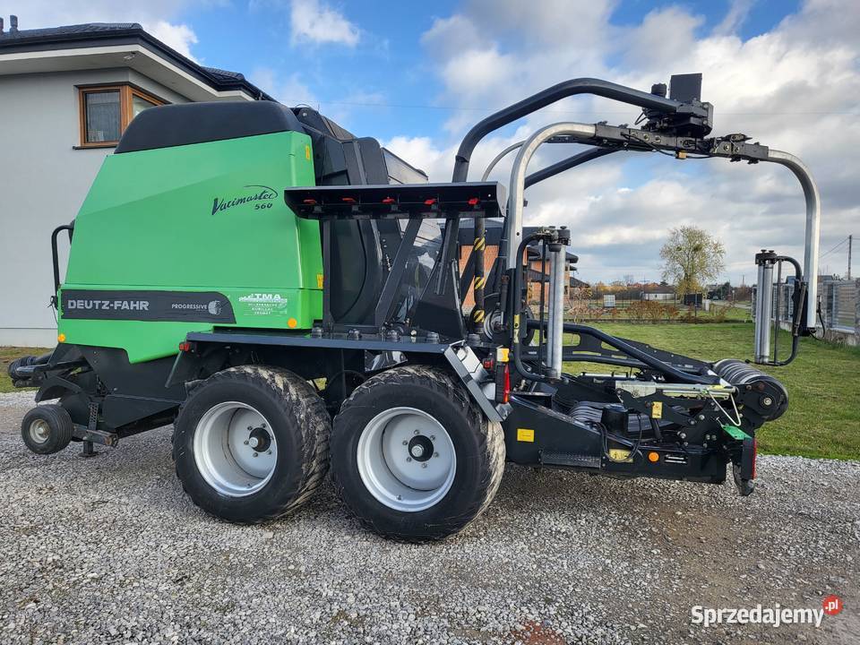 BelarkoOwijarka DeutzFahr Varimaster 560 Góra Kalwaria