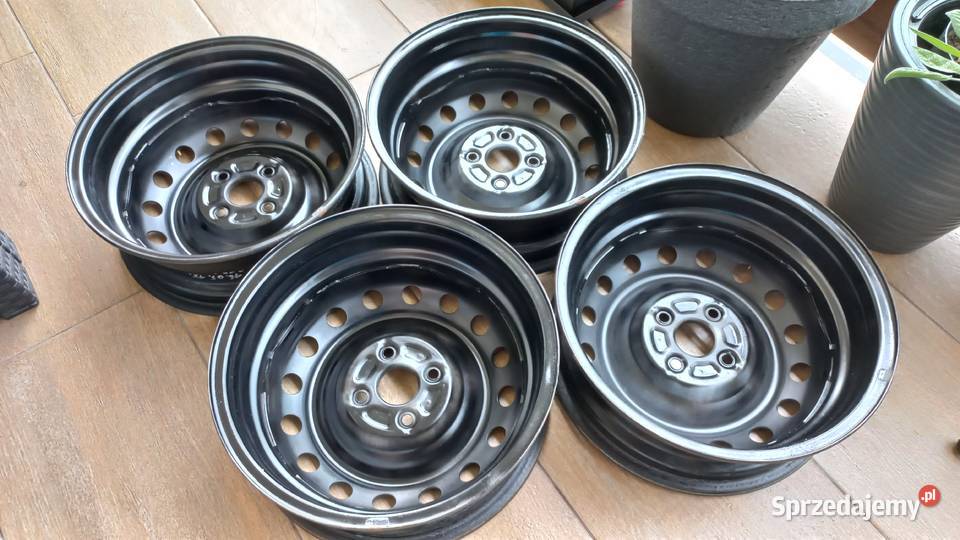 Felgi stalowe Toyota Yaris 2 II 55J x 15CH R15 Kielce