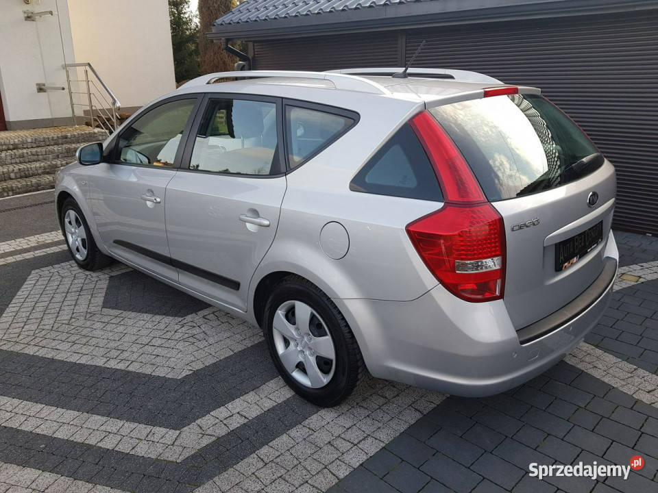 Kia Ceed 14i Edition Navi Climatronic Bogata sprzedam