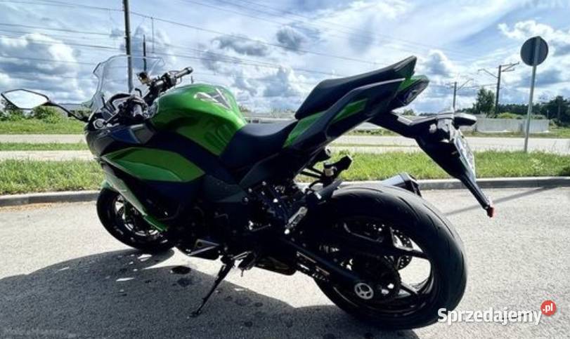 2006 zx10r Używany silnik wciąż na haczyku Rok produkcji 2020