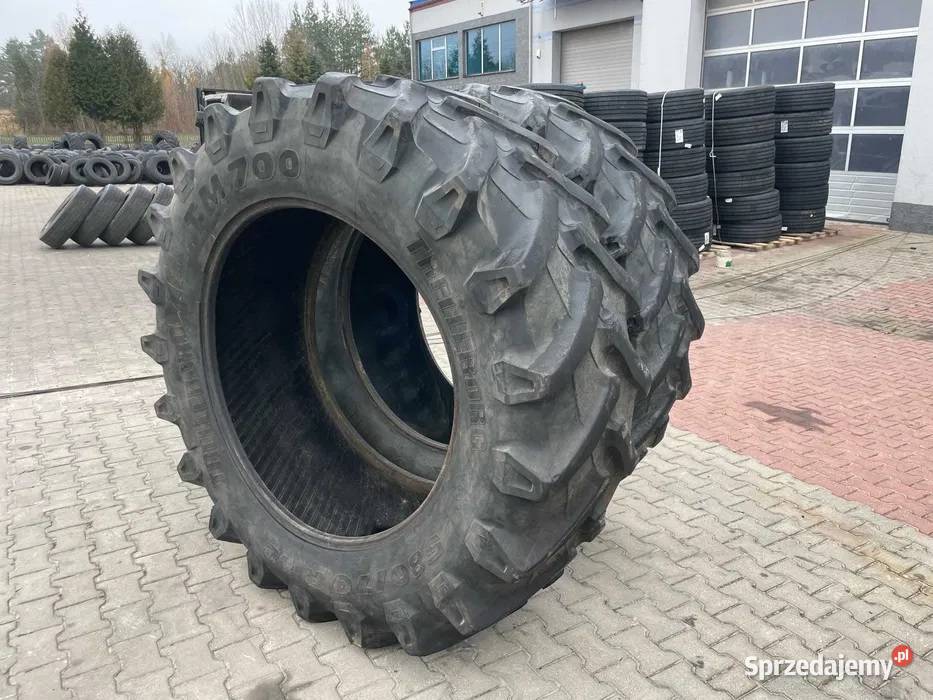 58070R42 kompet 2 sztuki Pirelli Treleborg 50 Tomaszów Lubelski sprzedam