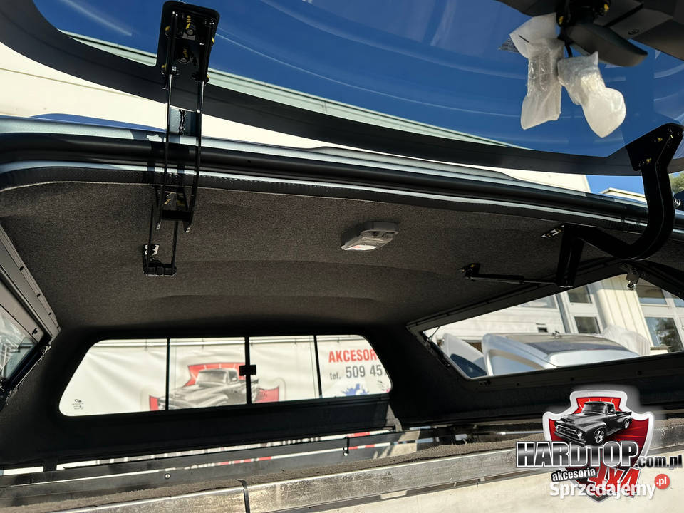 Zabudowa Toyota Hilux HARDTOP na pakę 2016 Szyby Pasłęk