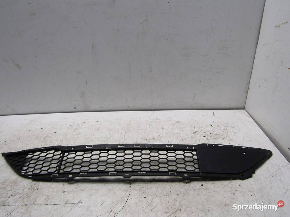 KRATKA ATRAPA ZDERZAKA ŚRODKOWA PRZEDNIA HYUNDAI