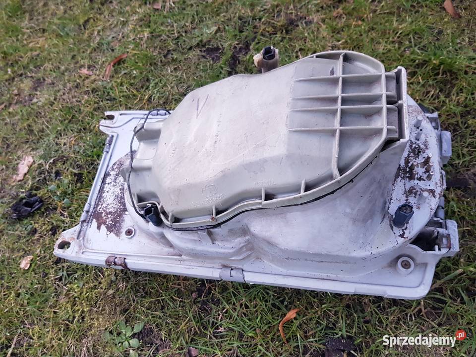 Mercedes 123Lampa przedniaprzód 1Reflektor lampy przednie Barlinek