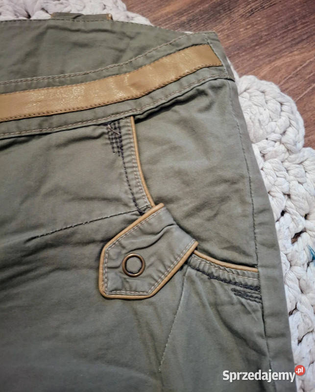 Spodenki damskie vintage Reporter bojówki kolor Spodnie sprzedam