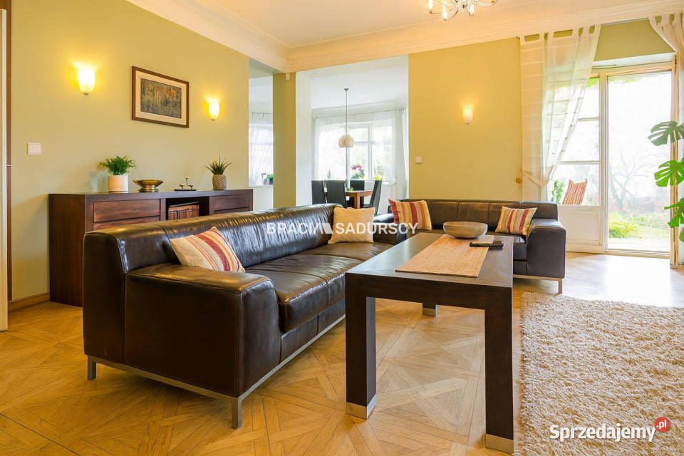 sprzedaży domu wolnostojącego 530m2 Kraków