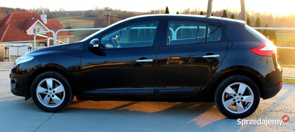 16 benzyna Klimatronik Nowe sprzęgło rozrząd nieuszkodzony Rzeszów