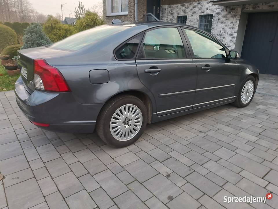 Volvo S40 Momentum Samochody osobowe Tarnów sprzedam