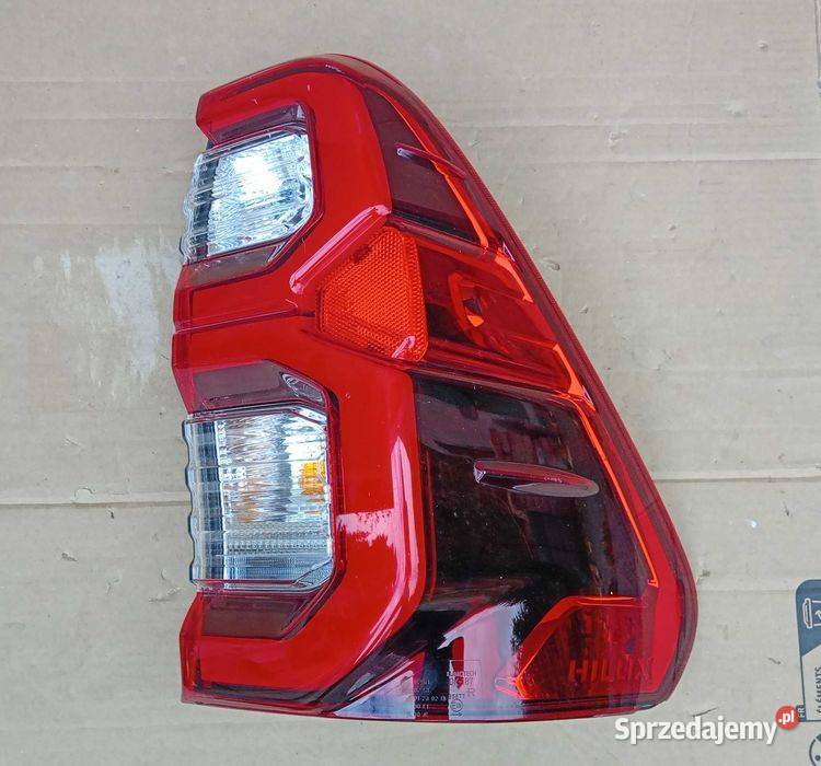 Toyota Hilux VIII Lift Led lampa tylna prawa Przeźmierowo