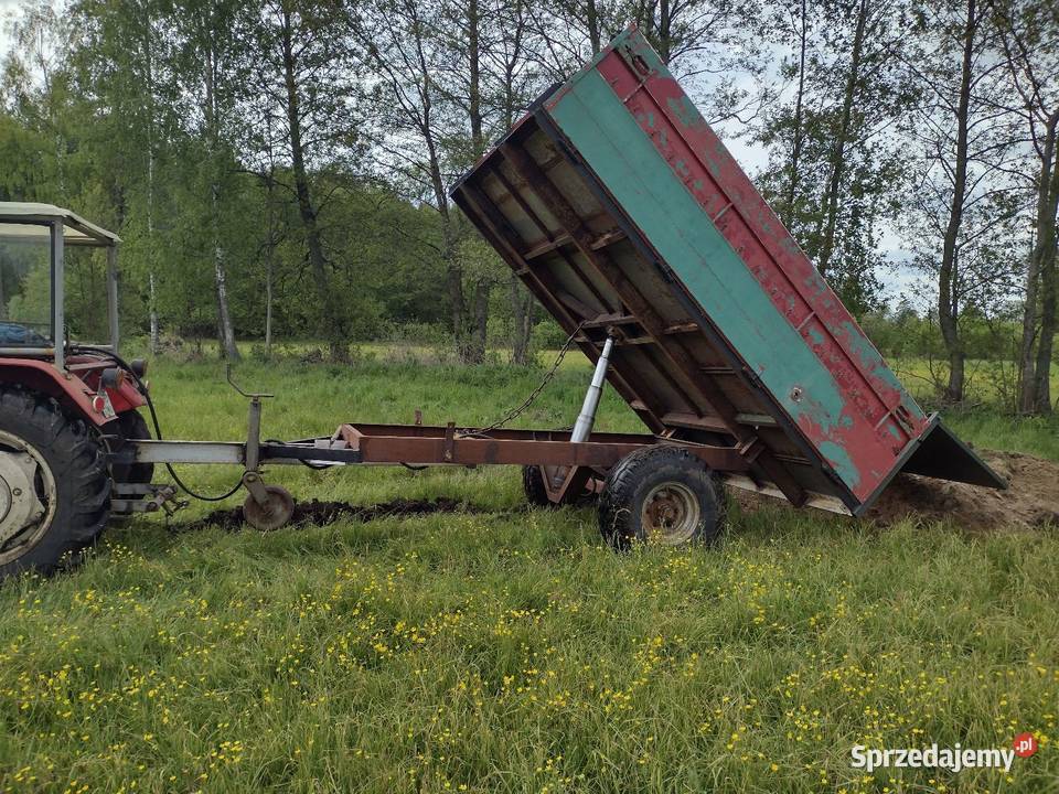 Rozsiewacz nawozu wapna Motyl Kłos wywrotka Zaręby