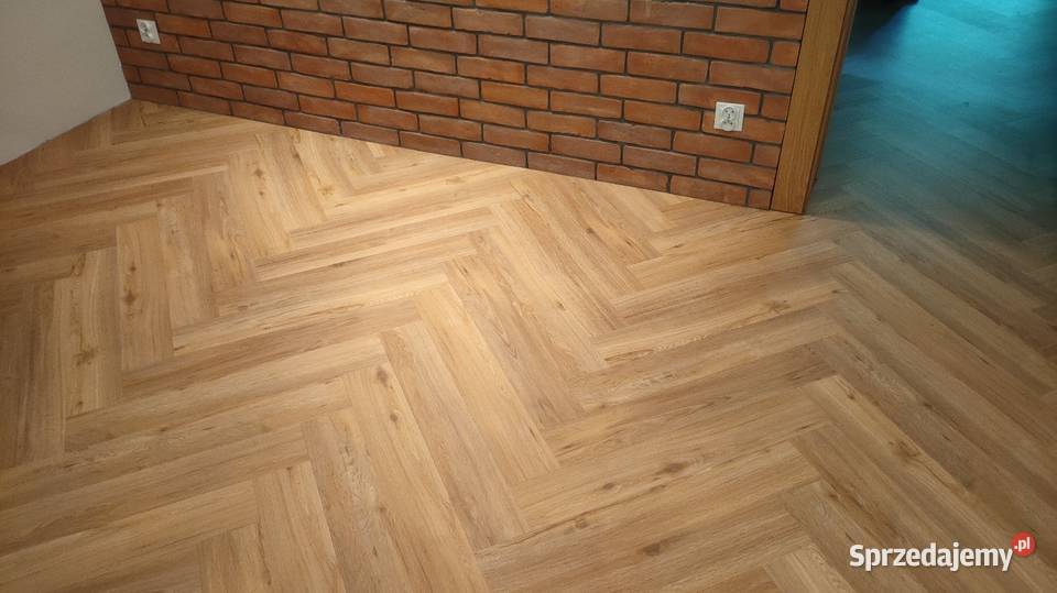 Montaż układanie paneli listew przypodłogowych Bielsko-Biała
