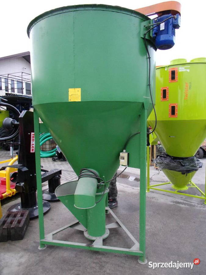 Mieszalnik pasz sypkich IGAMET 1200 dostępny w