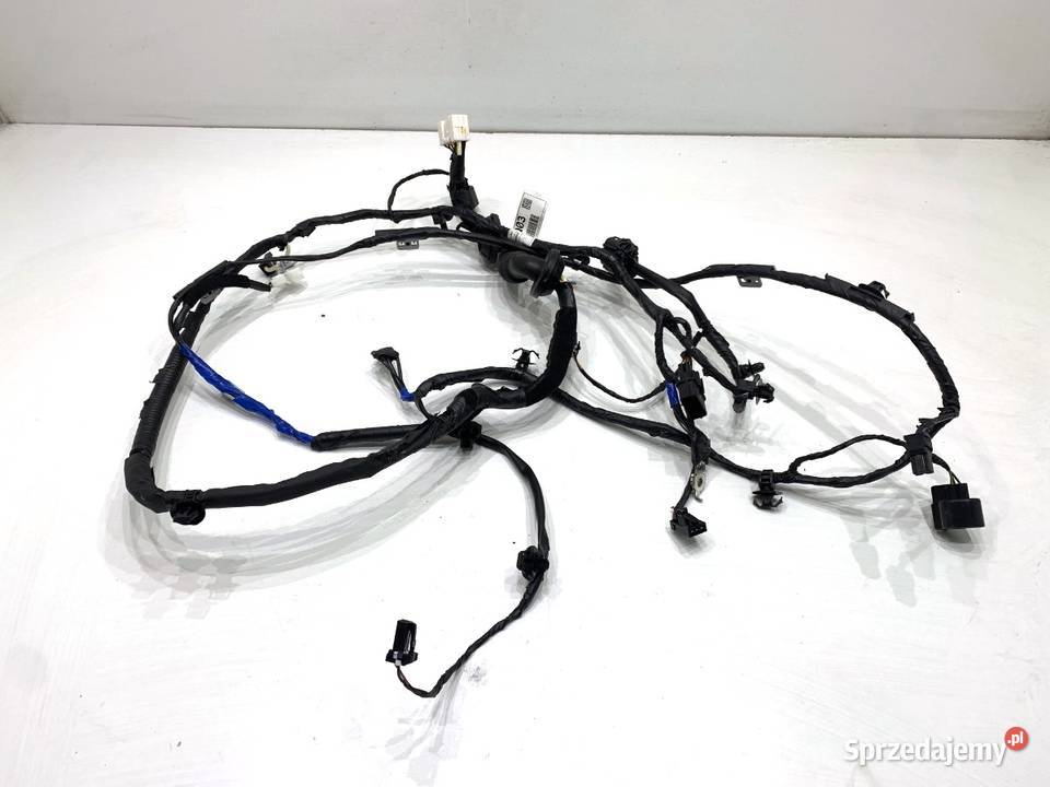 WIĄZKA KLAPY BAGAŻNIKA TYŁ KIA SPORTAGE IV sprzedam