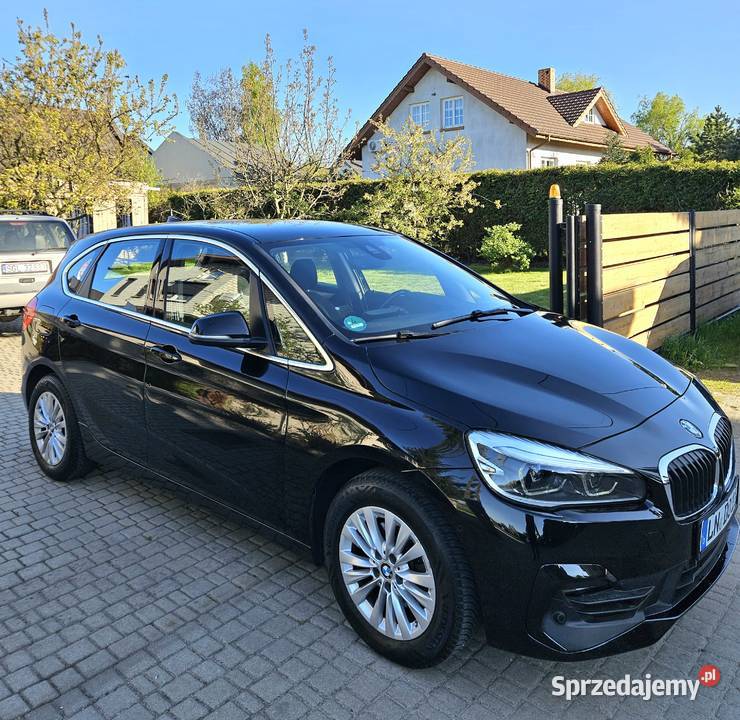 BMW 218i z 2019r Czarna 1 Właściciel Serwisowany