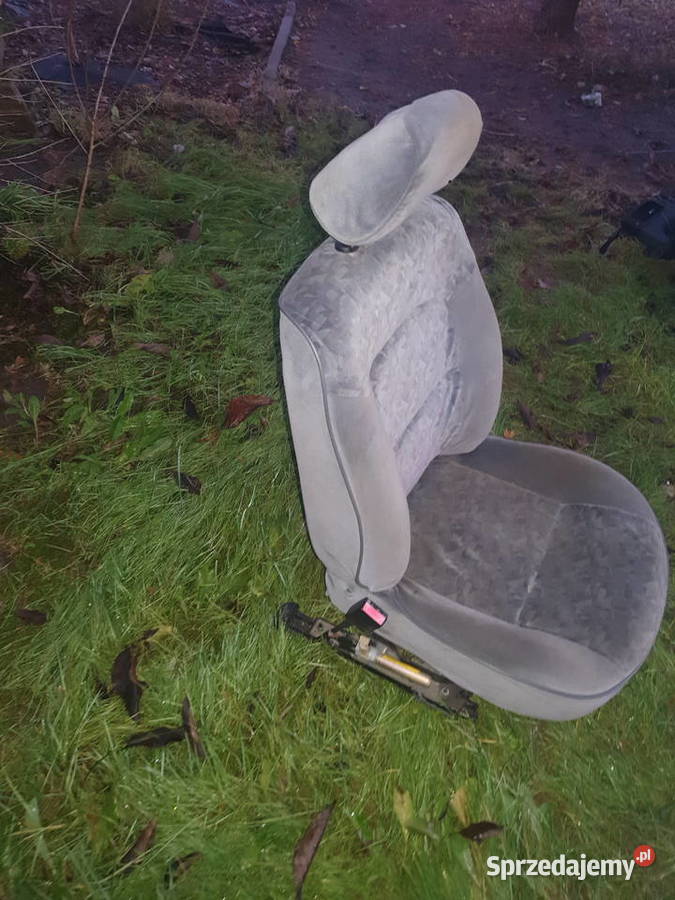 Fotel lewy kierowcy Renault Laguna I 9401 Kraków