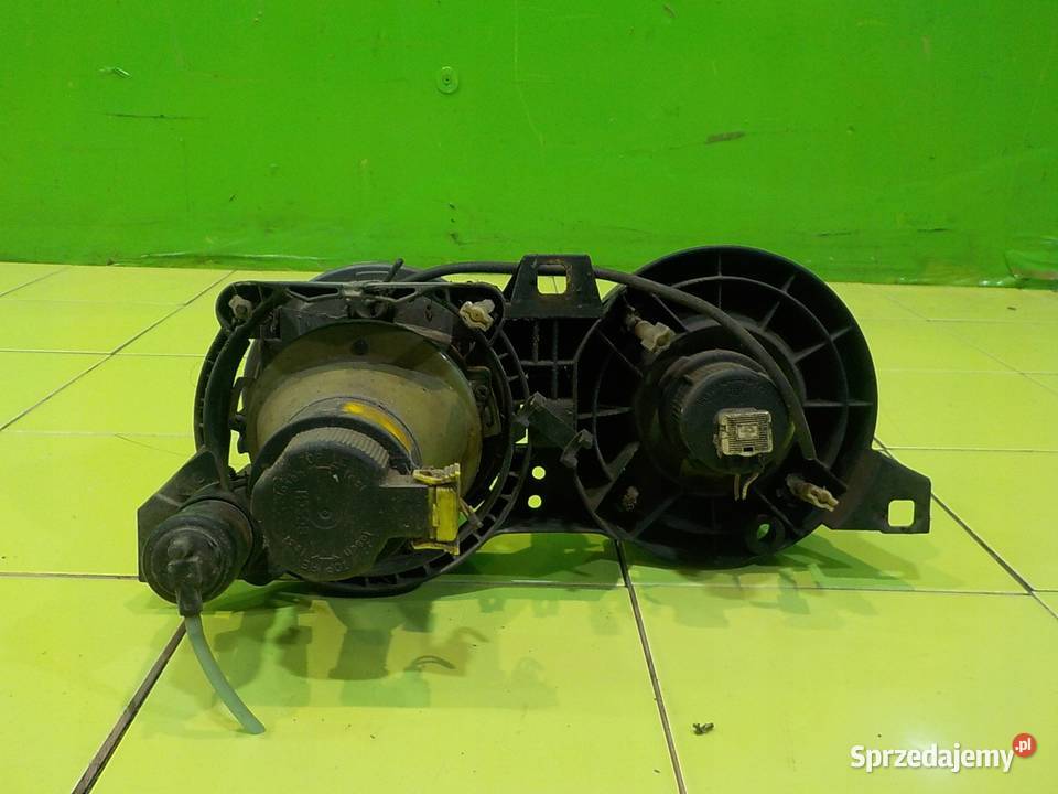 BMW 3 E30 25 B 89r KOMBI lampa lewa przod Motoryzacja Suków