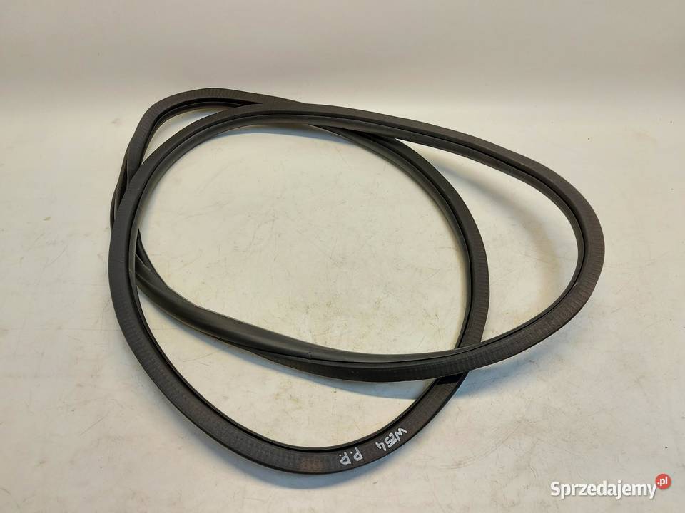 Mercedes W254 GLC 220d USZCZELKA PRAWA PRZÓD osobowe