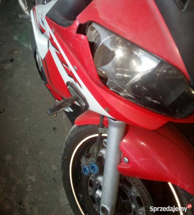 Sprzedam uszkodzoną Yamaha R6 manualna Łódź