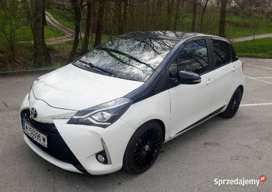 Toyota Yaris 15111 60tkm Selection Navi Klima Jaśkowice sprzedam