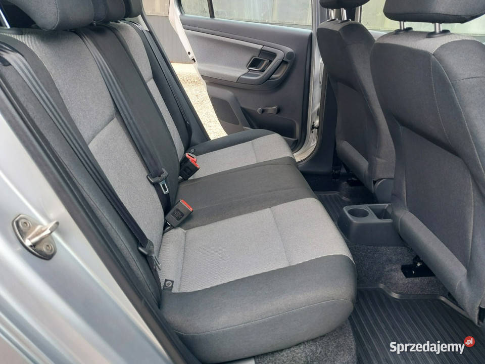 koda Fabia Kombi 1400 MPI SALON POLSKA Przebieg srebrny