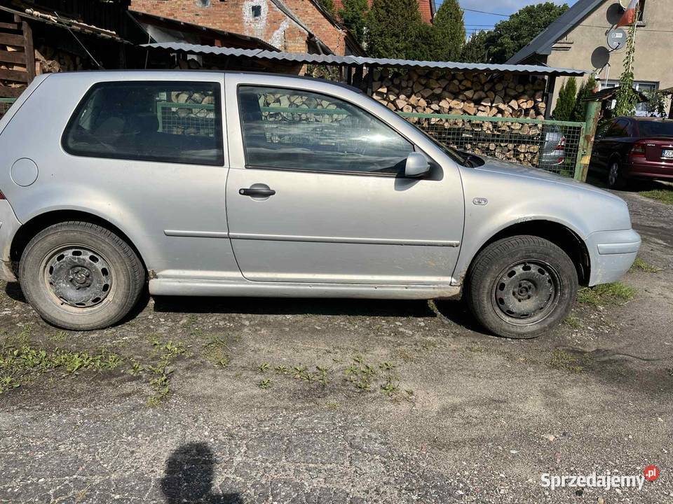 Golf 4 srebrny Golf Volkswagen Choszczno