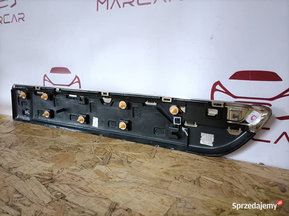 RENAULT TWINGO III LIFT GT LISTWA DRZWI PRAWY Pleszew