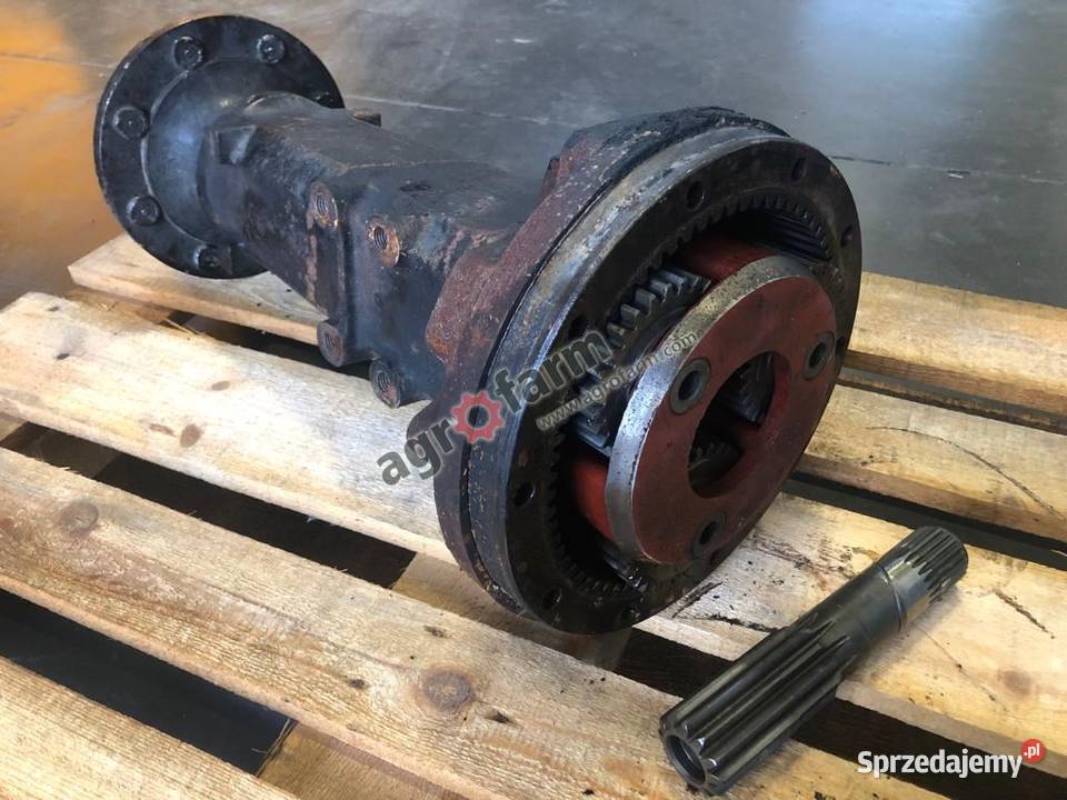 ZWOLNICA RH AGROPLUS 70 00097206010 Tylny most Byków