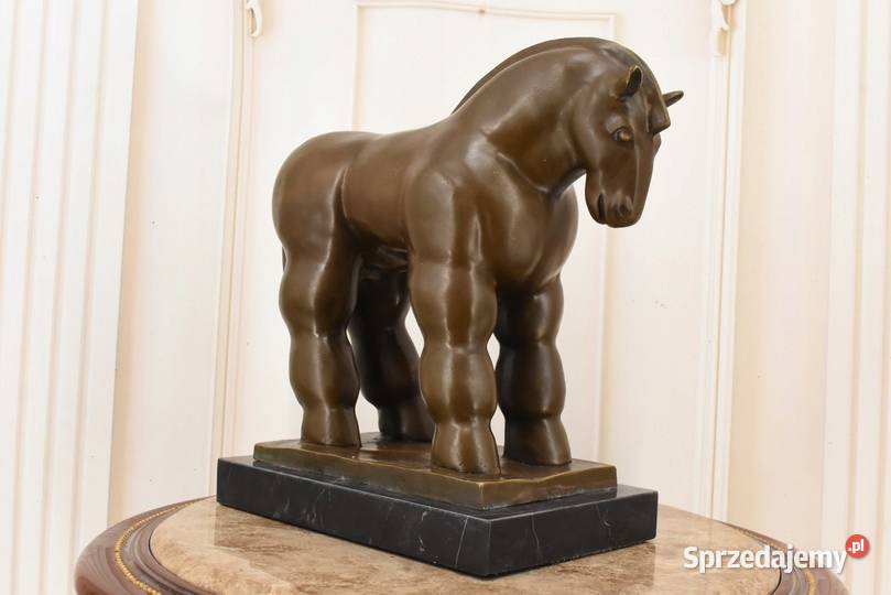 Fernando Botero Gruby Modernistyczny Koń Figura Kraków